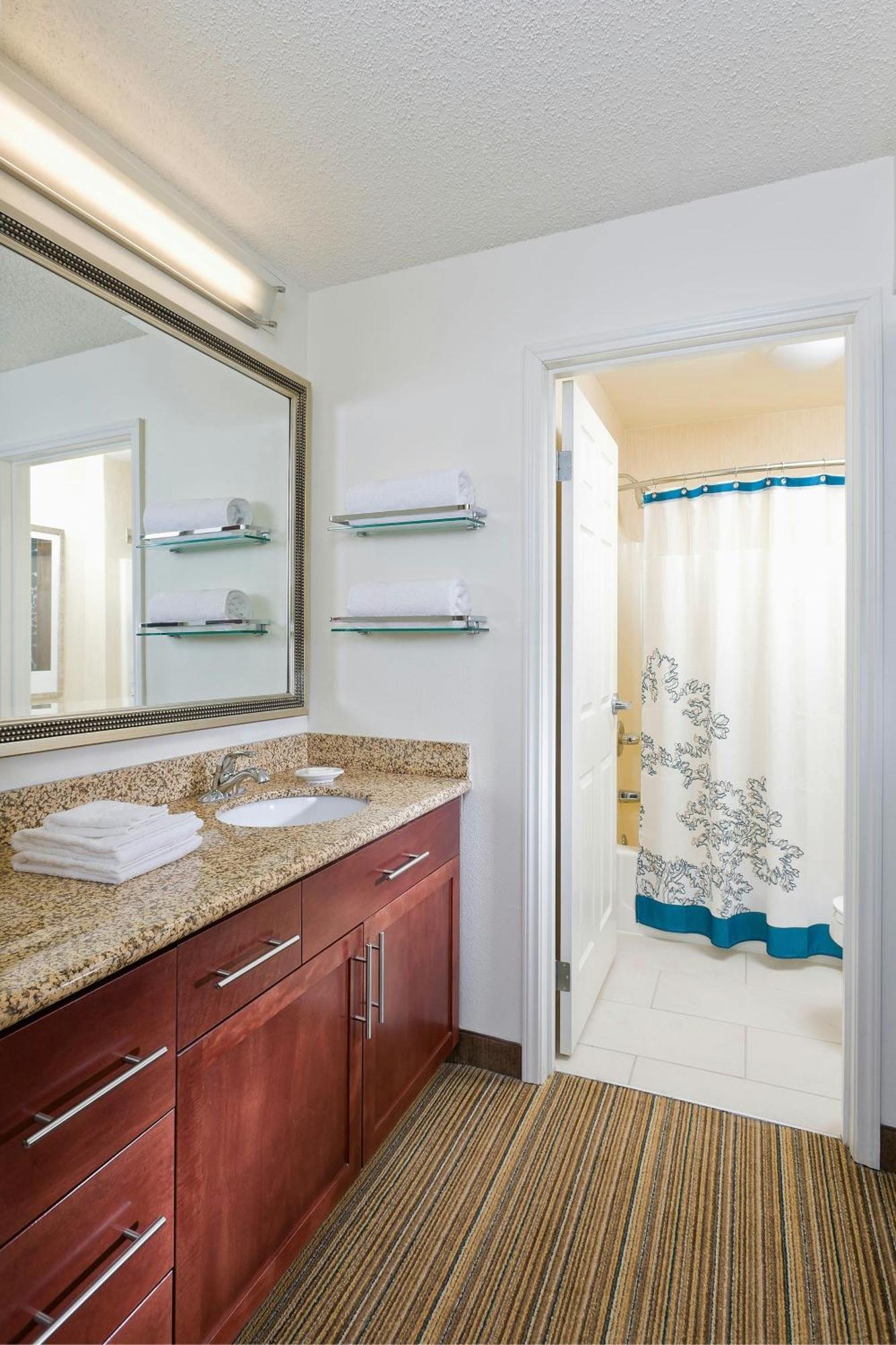 Residence Inn By Marriott Dallas Lewisville Extérieur photo